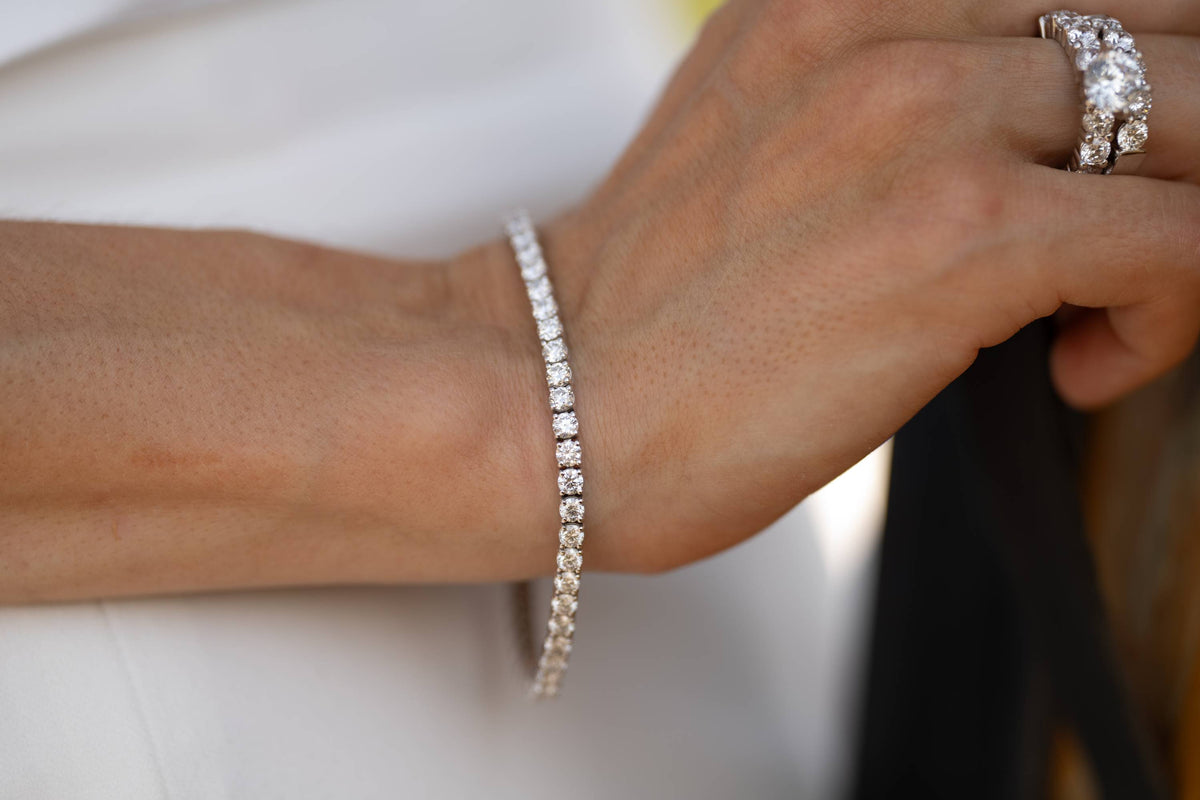 Dawn Line lab-grown diamond tennis bracelet, 14k gold, 1.01 to 5.5 ct