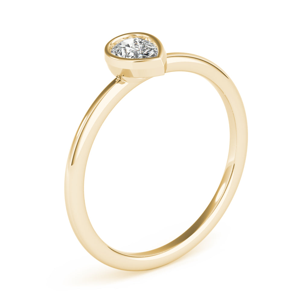 Pear Vow lab-grown diamond ring, 14k gold