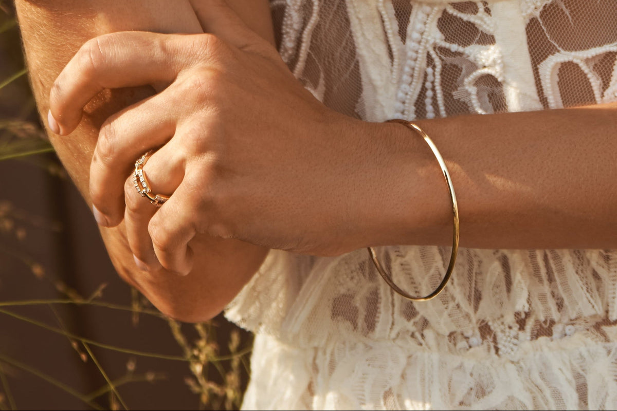 Quiet Edge 14k gold knife-edge bangle