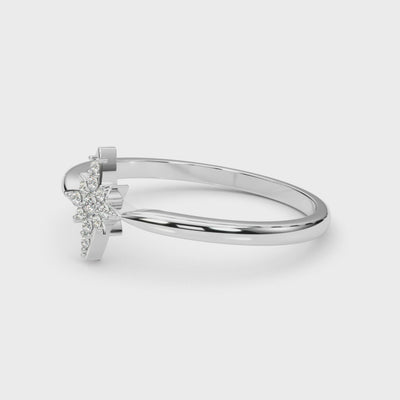Star Flare lab-grown diamond ring, 14k gold